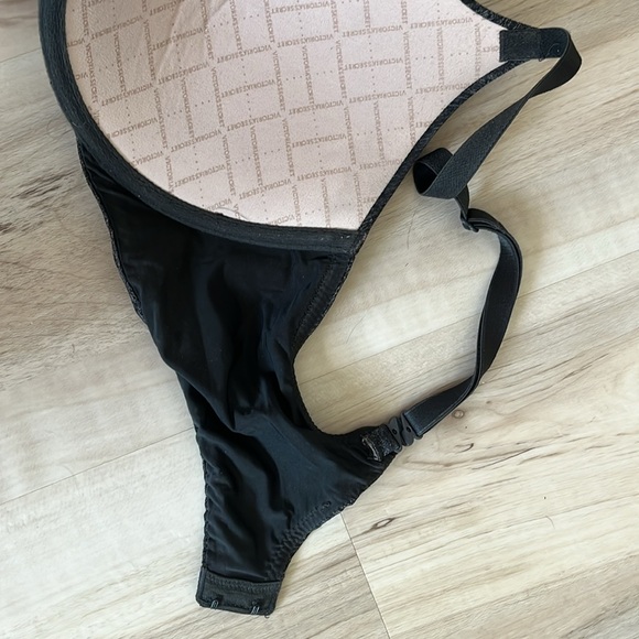 Victoria Secret Padded Perfect Coverage - Picture 5 of 8